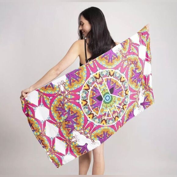 NWT … JANICE “ 2 In 1 “ Tote Bag / Beach Towel - Picture 3 of 12